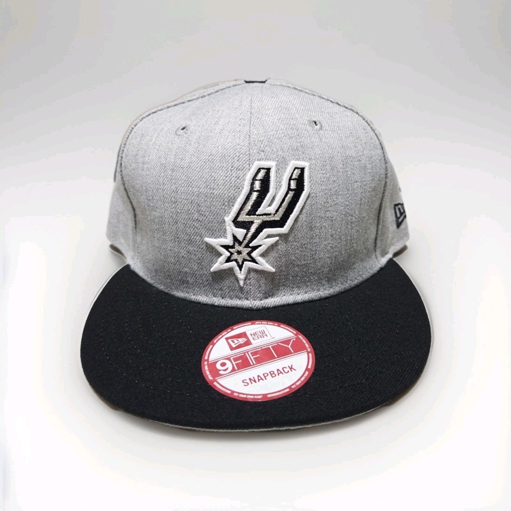 New Era San Antonio Spurs 9FIFTY Snapback Hat NBA Cap Grey Black OSFA
